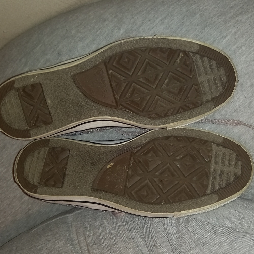 Converse - Picture 3 of 4